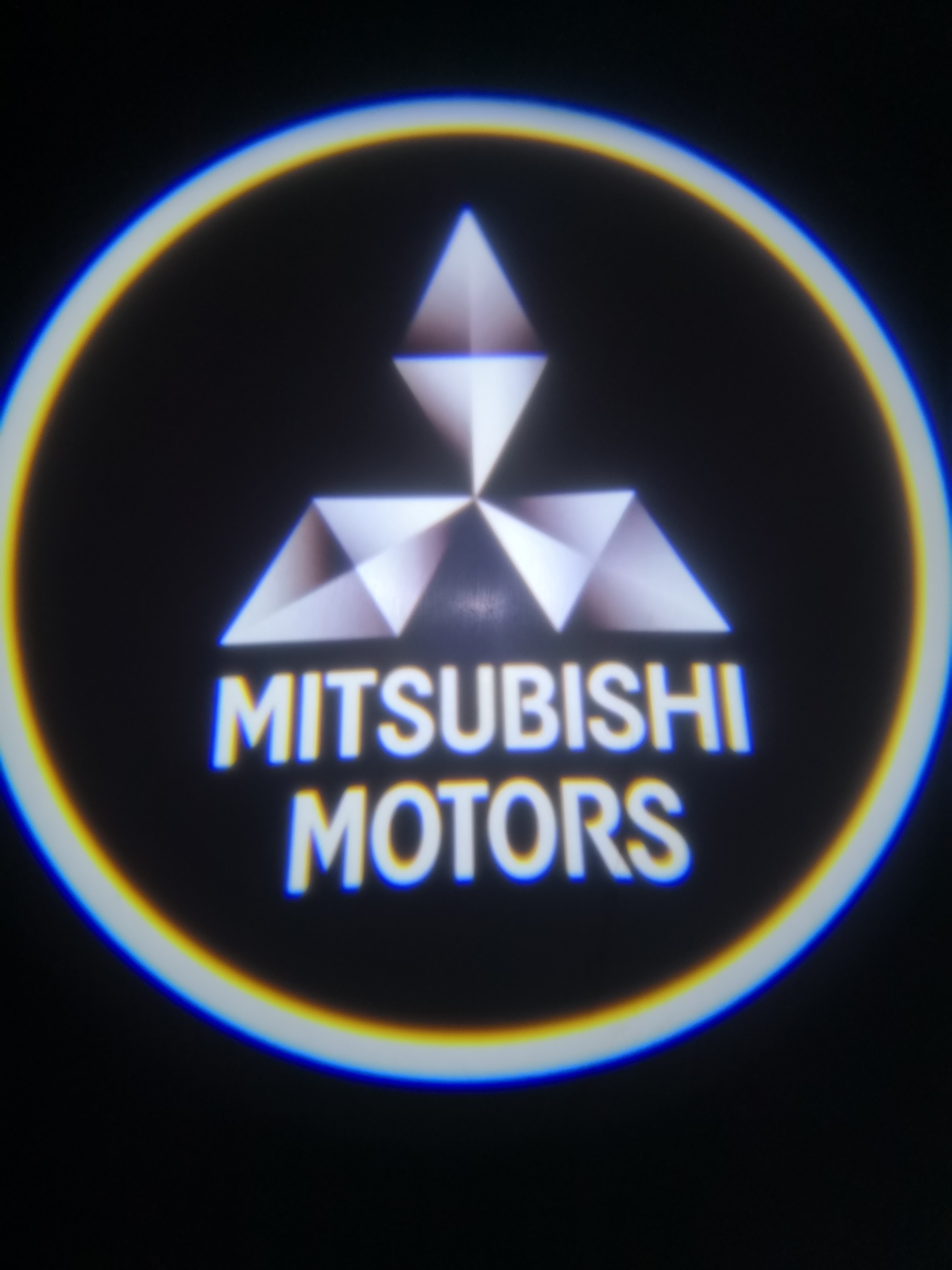 2. Mitsubishi Led ajtó kilépő fény  