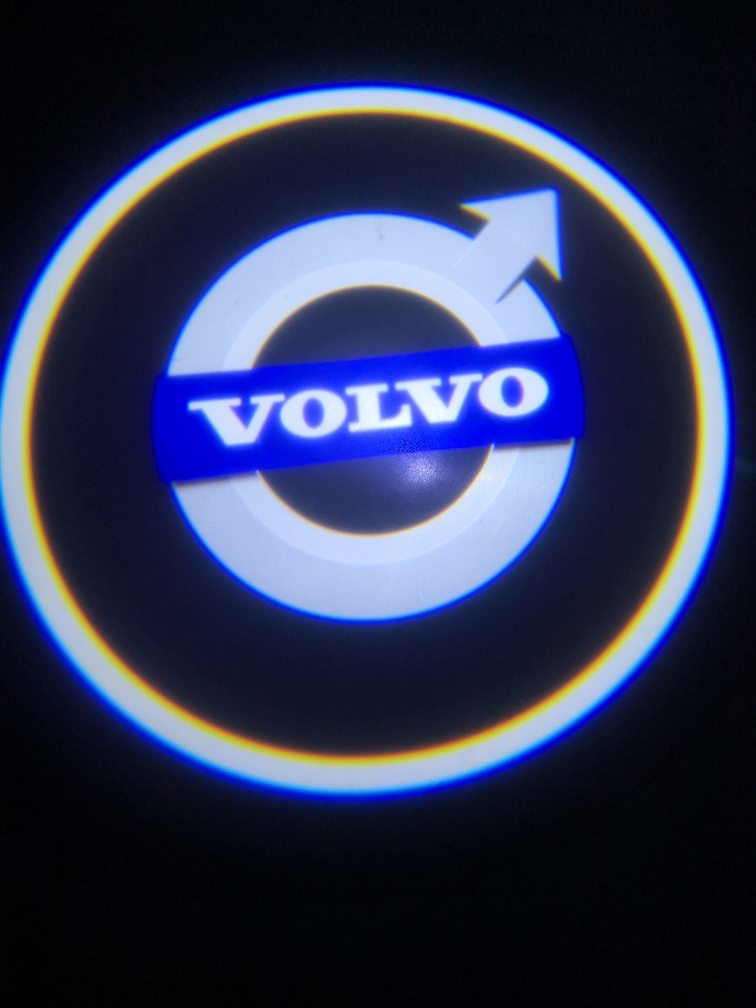 1. Volvo Led ajtó kilépő fény